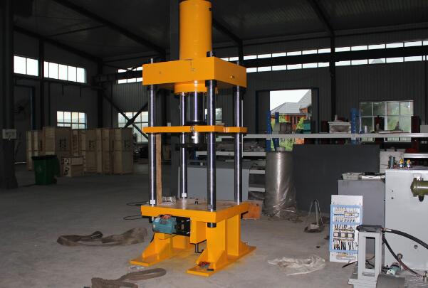 鋼管壓扁試驗機選型